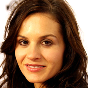 chubby teen pussy pictures kara dioguardi sings with bikini girl