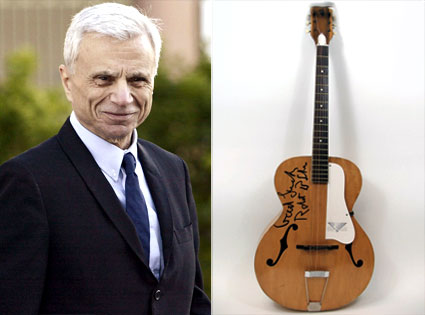 Robert Blake, Guitar Robert Blake, Guitar