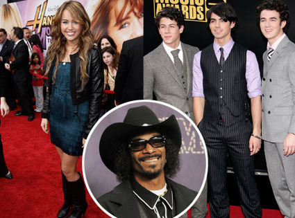 Miley Cyrus, Snoop Dogg, Kevin Jonas, Joe Jonas, Nick Jonas Miley Cyrus, Snoop Dogg, Kevin Jonas, Joe Jonas, Nick Jonas