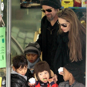 Brad Pitt, Angelina Jolie. Maddox, Pax, Shiloh, Zahara Brad Pitt, Angelina Jolie. Maddox, Pax, Shiloh, Zahara