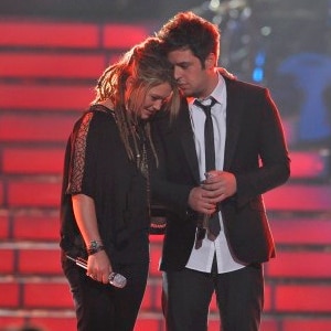 Crystal Bowersox, Lee DeWyze, Ryan Seacrest, American Idol Crystal Bowersox, Lee DeWyze, Ryan Seacrest, American Idol