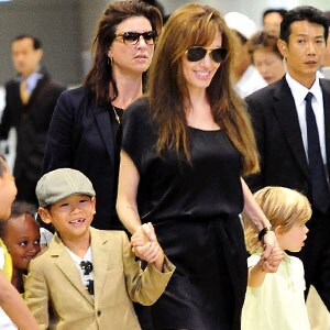 Angelina Jolie, Maddox, Pax, Zahara, Shiloh Angelina Jolie, Maddox, Pax, Zahara, Shiloh