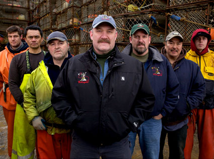 Deadliest Catch Crewmember Airlifted To Hospital After Falling Ill | E ...