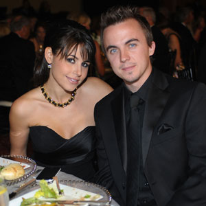 Frankie Muniz Engaged to Longtime Girlfriend E! News