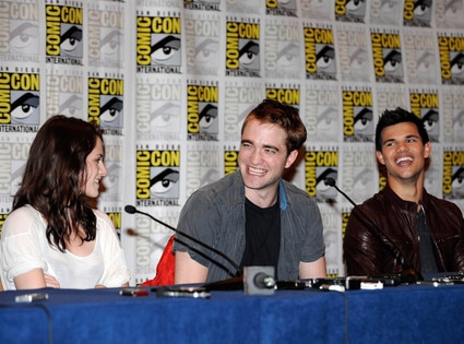 Robert Pattinson, Kristen Stewart, Taylor Lautner Robert Pattinson, Kristen Stewart, Taylor Lautner