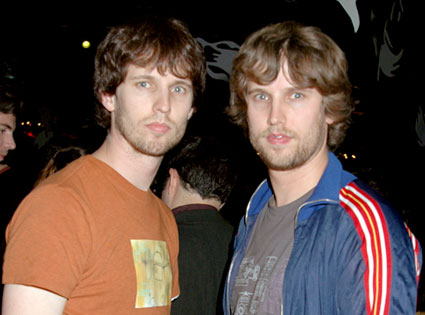 Daniel & Jon Heder from Celebrity Twins E! News