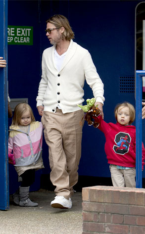 brad-pitt-knox-vivien-from-hollywood-s-coolest-dads-e-news