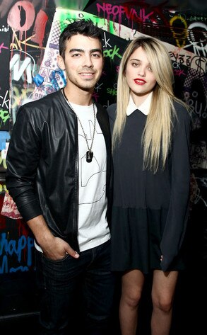 Joe Jonas, Sky Ferreira Joe Jonas, Sky Ferreira