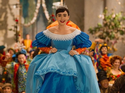 Lily Collins, Mirror Mirror Lily Collins, Mirror Mirror