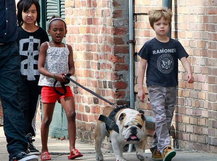 Zahara Jolie-Pitt, Maddox Jolie-Pitt, Shiloh Jolie-Pitt Zahara Jolie-Pitt, Maddox Jolie-Pitt, Shiloh Jolie-Pitt