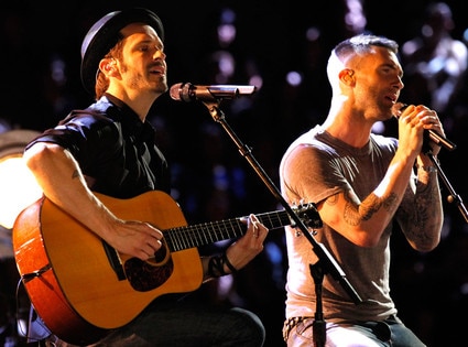 THE VOICE, Tony Lucca, Adam Levine THE VOICE, Tony Lucca, Adam Levine
