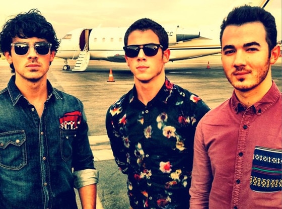 Jonas Brothers, Twit Pic Jonas Brothers, Twit Pic