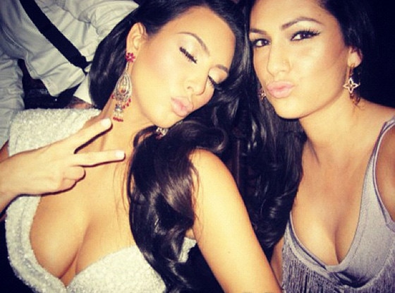 Kim Kardashian, Twit Pic Kim Kardashian, Twit Pic