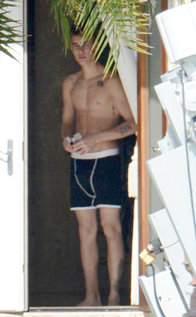 La Chaleur De Miami From Justin Bieber Torse Nu E News