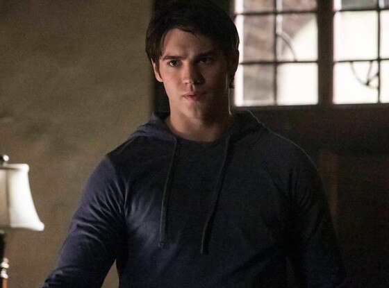 Steven R. McQueen, Vampire Diaries Steven R. McQueen, Vampire Diaries