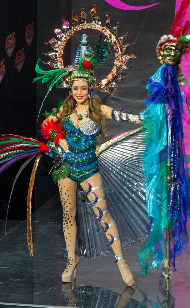 Miss Guatamala 2013 is a magical girl Miss universe national costume
