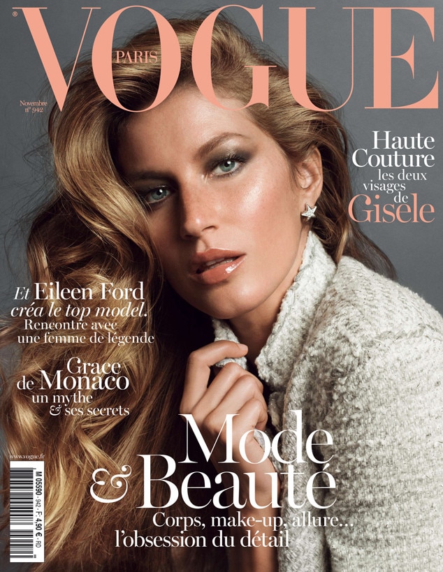 Gisele B Ndchen Poses Naked For Vogue Paris Flaunts Her Perfect Figuresee The Pics E News