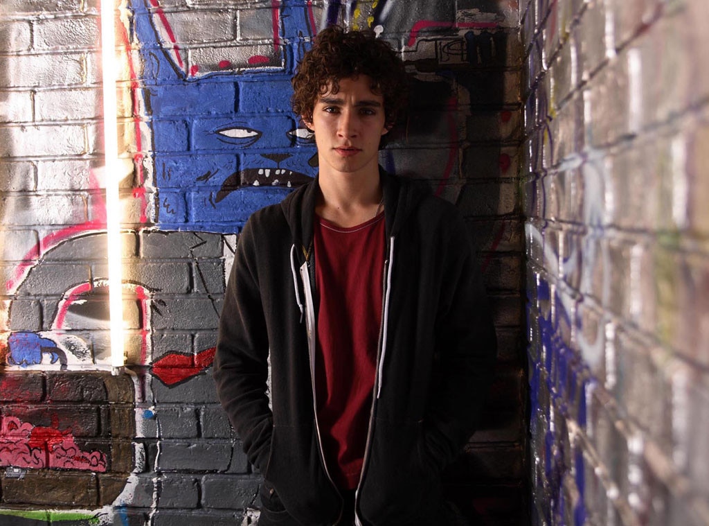 Nathan Robert Sheehan Misfits From When Dead Doesnt Mean Dead 21 Characters Resurrected By 