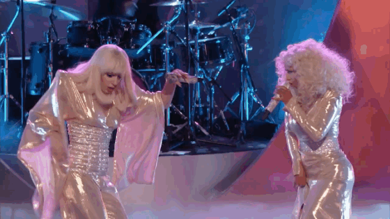rs_560x315-131218093508-gagaxtina6.gif?f
