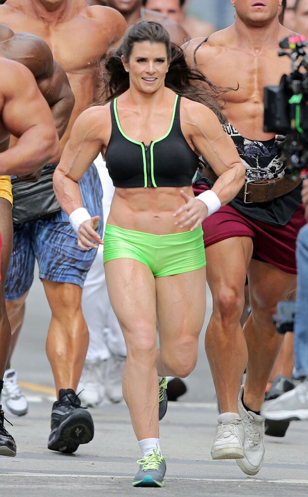 http://akns-images.eonline.com/eol_images/Entire_Site/20131119/rs_634x1024-131219085110-634.danica-patrick-muscles-run.121913.jpg?fit=inside|900:auto&output-quality=100