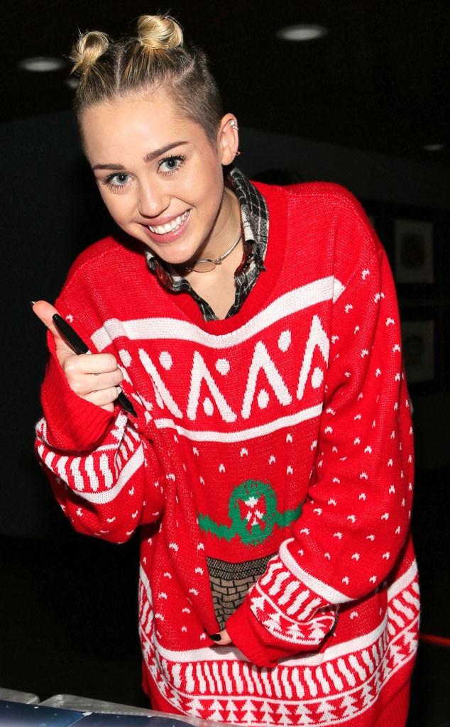 Miley Cyrus Actually Looks Adorable in This Christmas Sweater on