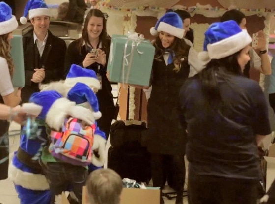 It's a Christmas Miracle! Airline Makes Passengers' Wishes Come True