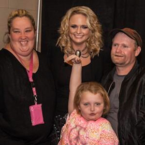 miranda lambert meets honey boo boo alana thompson and her miranda lambert meets honey boo boo alana thompson and her