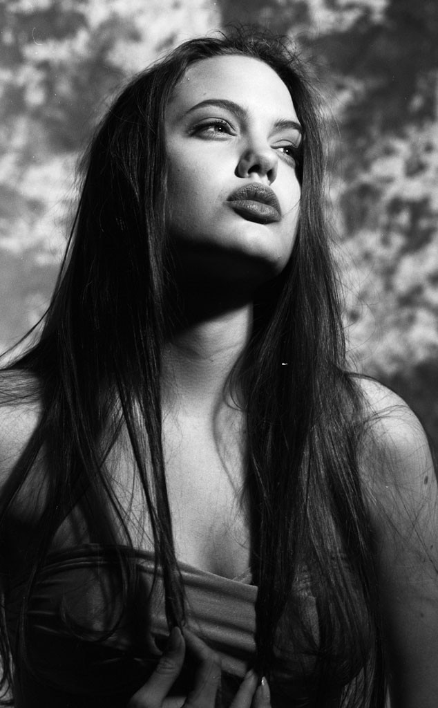Luscious Lips From Angelina Jolies Teenage Modeling Pics E News