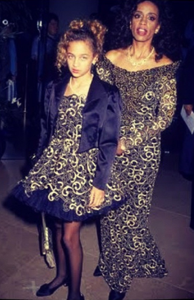 Nicole Richie from Stars Post Mother's Day Pics E! News