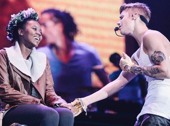 Justin Bieber Biography In Afrikaans | justin bieber steals hearts thieves steal cash after Justin Bieber Biography In Afrikaans | justin bieber steals hearts thieves steal cash after