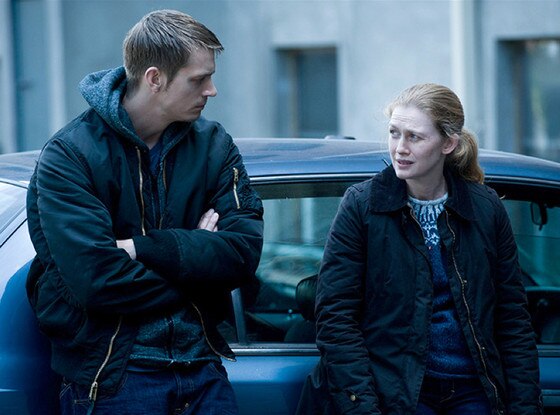 Joel Kinnaman, Mireille Enos Joel Kinnaman, Mireille Enos