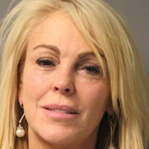 Lindsay Lohans Mom Dina Lohan Arrested For Dui See Her Mug Shot E News