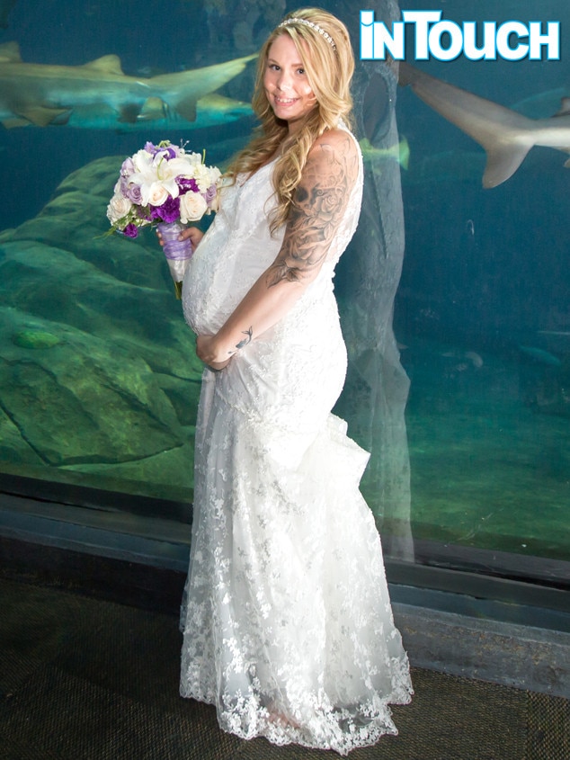 Mom 2 S Kailyn Lowry Shows Off Baby P In Her Embargoed Until Wednesday Sept 25 At 9am Est