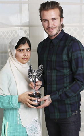 malala yousafzai beckham david activist education courage teenager inspiring presents award pic bieber justin splash mirrorpix