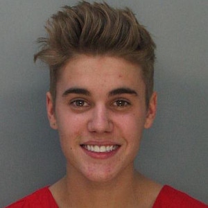 Justin Bieber Smiles In Mug Shot After DUI Arrest—See The Pics! | E! News