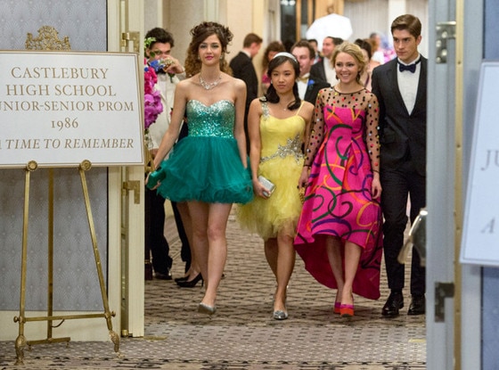 The Carrie Diaries Canceled Boss Reveals How Carrie Wouldve Met
