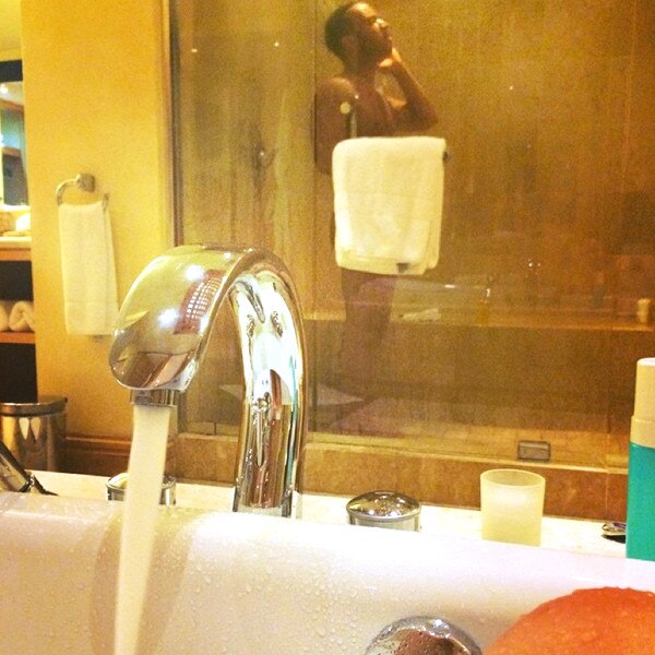 Chrissy Teigen Shares Naked Pic Of John Legend In The Showerbut Wait