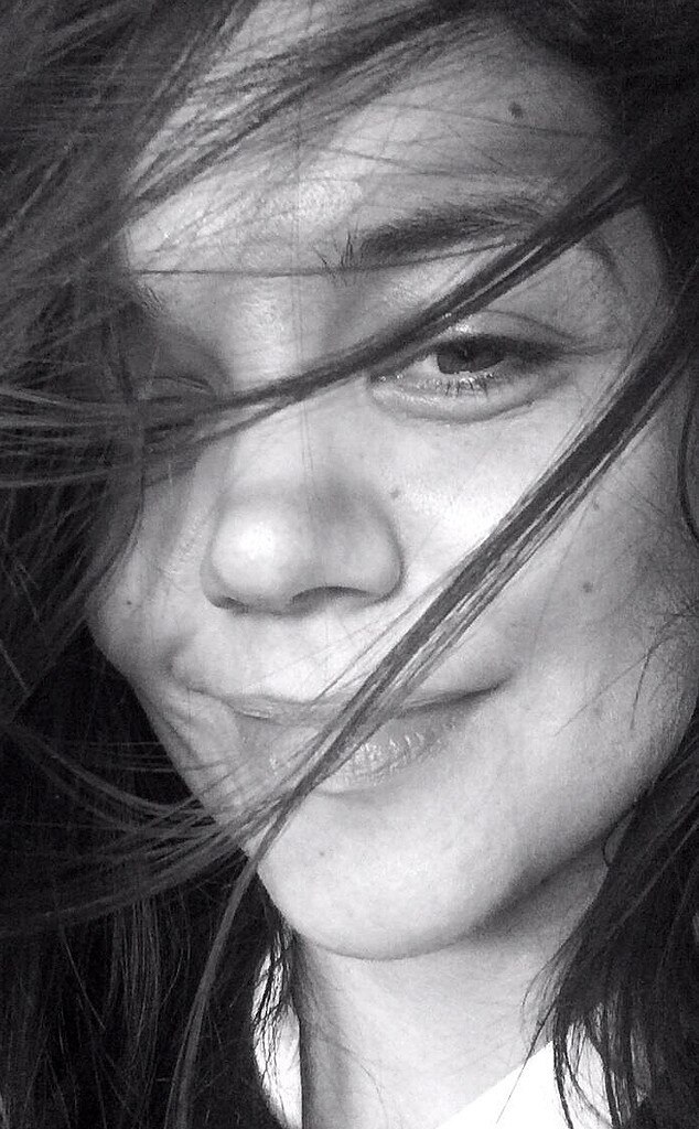 Katie Holmes, Twitter Katie Holmes, Twitter