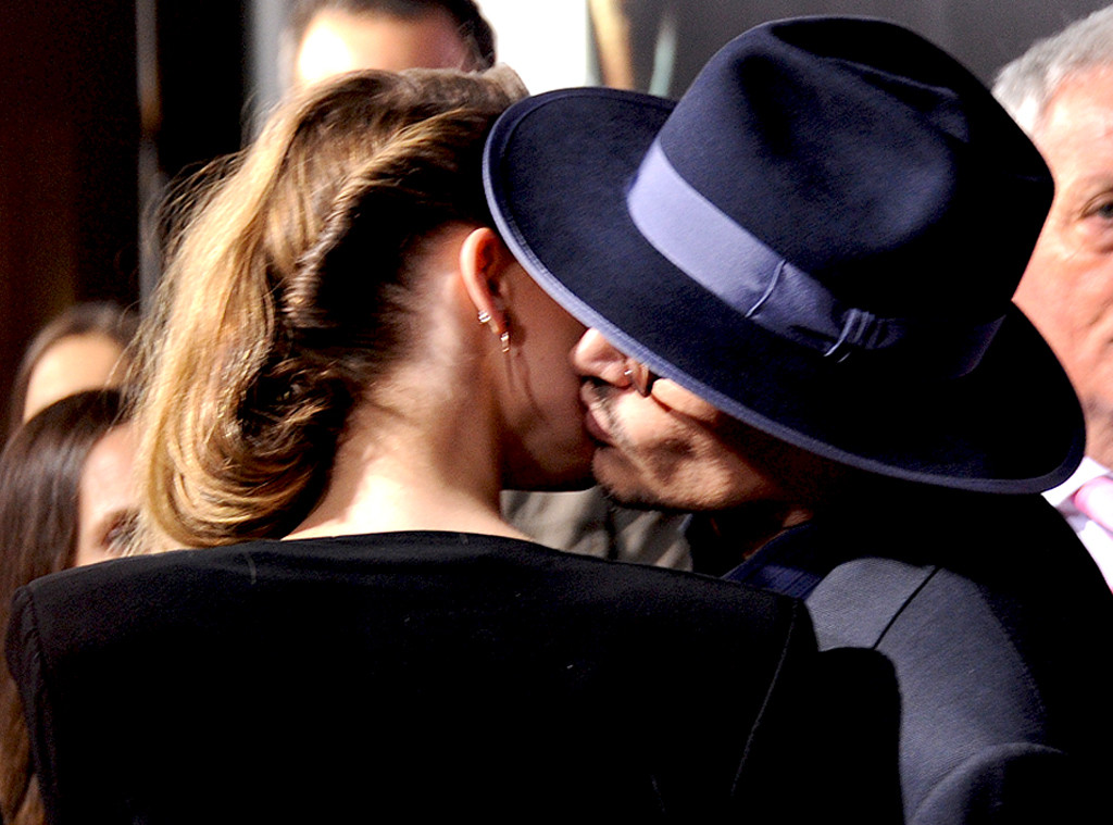 Johnny Depp Kisses Fiancée Amber Heard At 3 Days To Kill Premiere—see The Rare Pda Picture E
