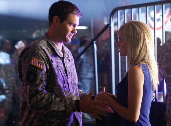 Enlisted, Geoff Stults, Mircea Monroe Enlisted, Geoff Stults, Mircea Monroe