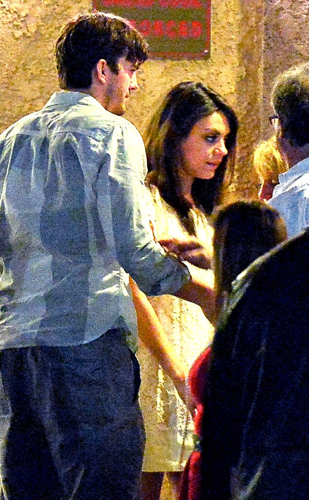 Mila Kunis and Ashton Kutcher Dance Together at a Birthday Party—See(01)