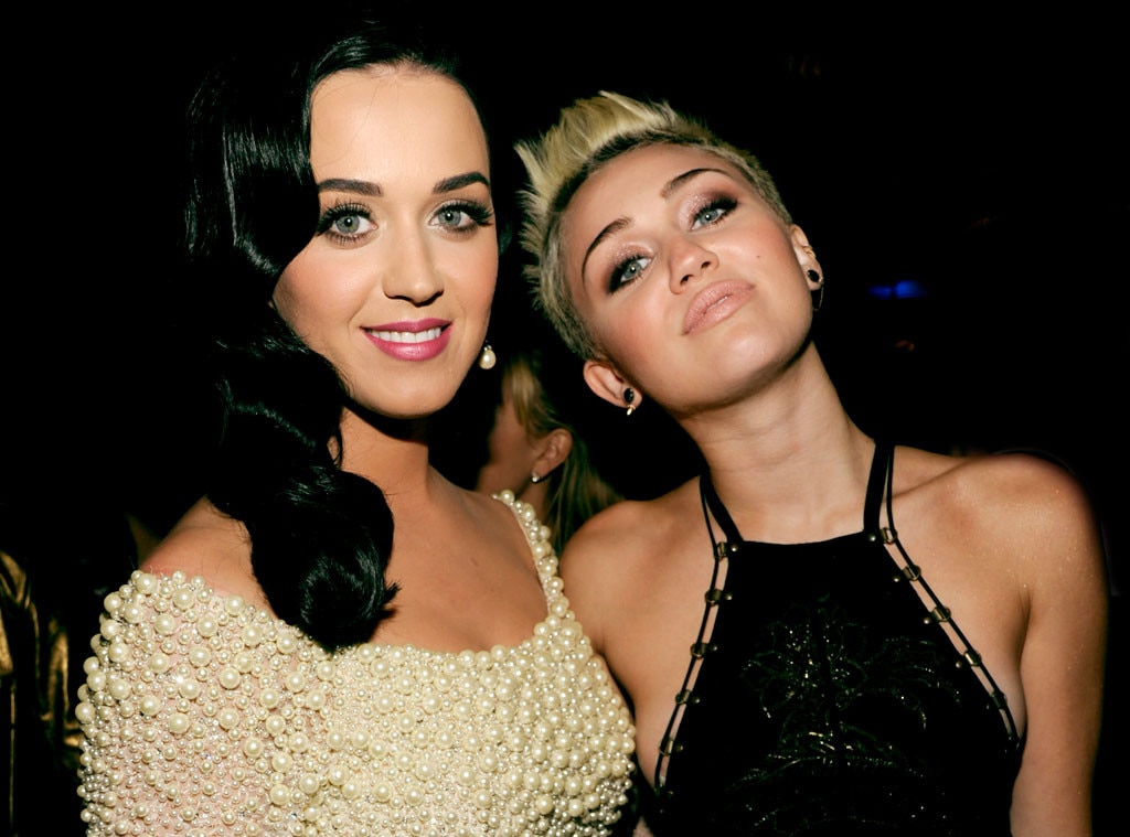 Miley Cyrus Said No Thanks To Katy Perry Kiss 5 Years Ago Look Back At Their Frenemy Timeline