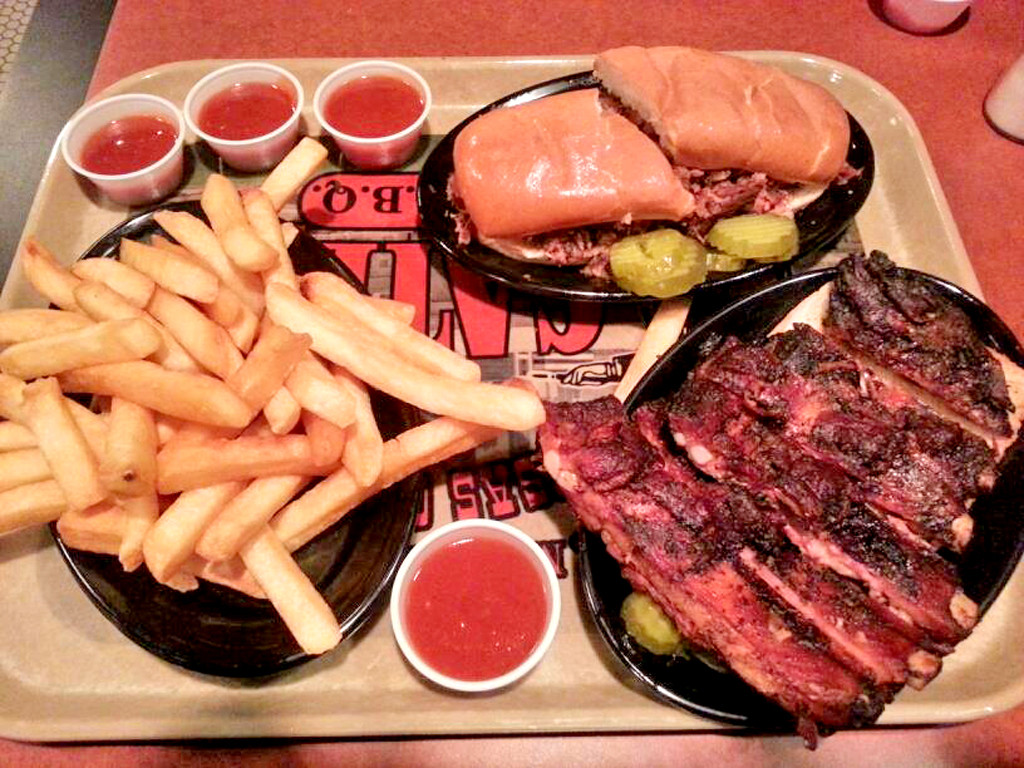Gates and Sons BBQ from Kansas City's Best Eats E! News
