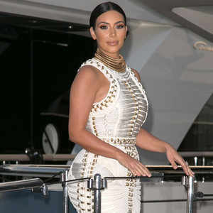 Kim Kardashian Flaunts Her Killer Curves And Famous Booty In Nautical Themed Dress For Yacht 