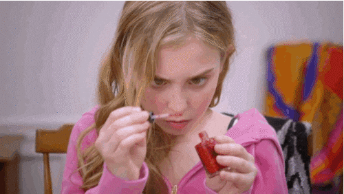 A Period Obsessed Tween Gets The Most Awkward First Moon Party Ever In