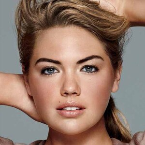 Watch Katie Holmes the new face of Bobbi Brown cosmetics video Watch Katie Holmes the new face of Bobbi Brown cosmetics video