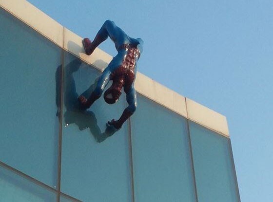 1000 ways to die videos spider erection 1000 ways to die videos spider erection