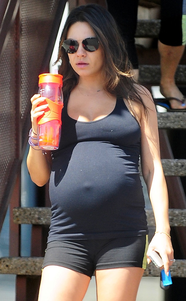 Yoga Momma From Mila Kunis Pregnancy Style E News