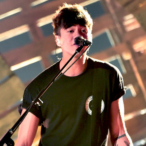 5 Seconds of Summer's Calum Hood Speaks Out After Naked Snapchat Pic