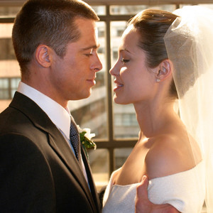 See Photos of Angelina Jolie and Brad Pitt on Their Wedding Day and Looking Gorgeous&hellip; in Mr